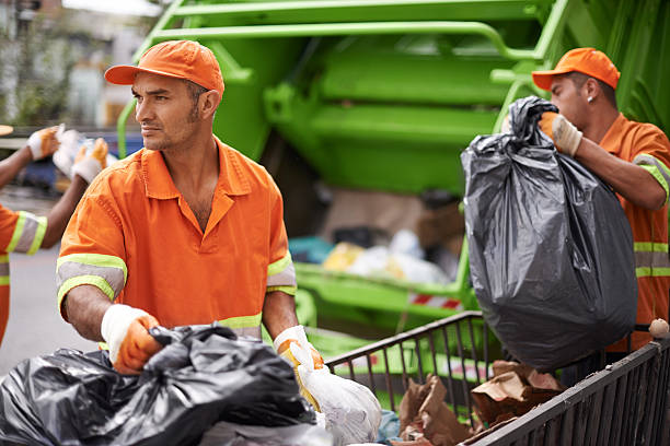 Best Professional Junk Removal  in Strasburg, OH